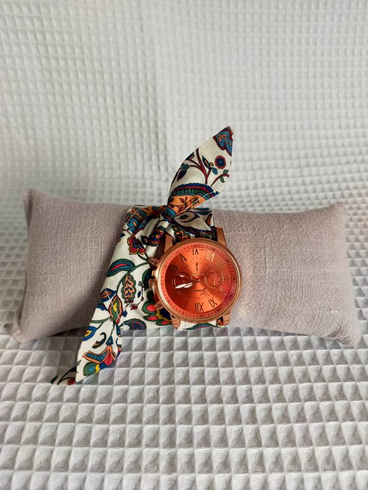 MONTRE BRACELET EN TISSU A NOUER
