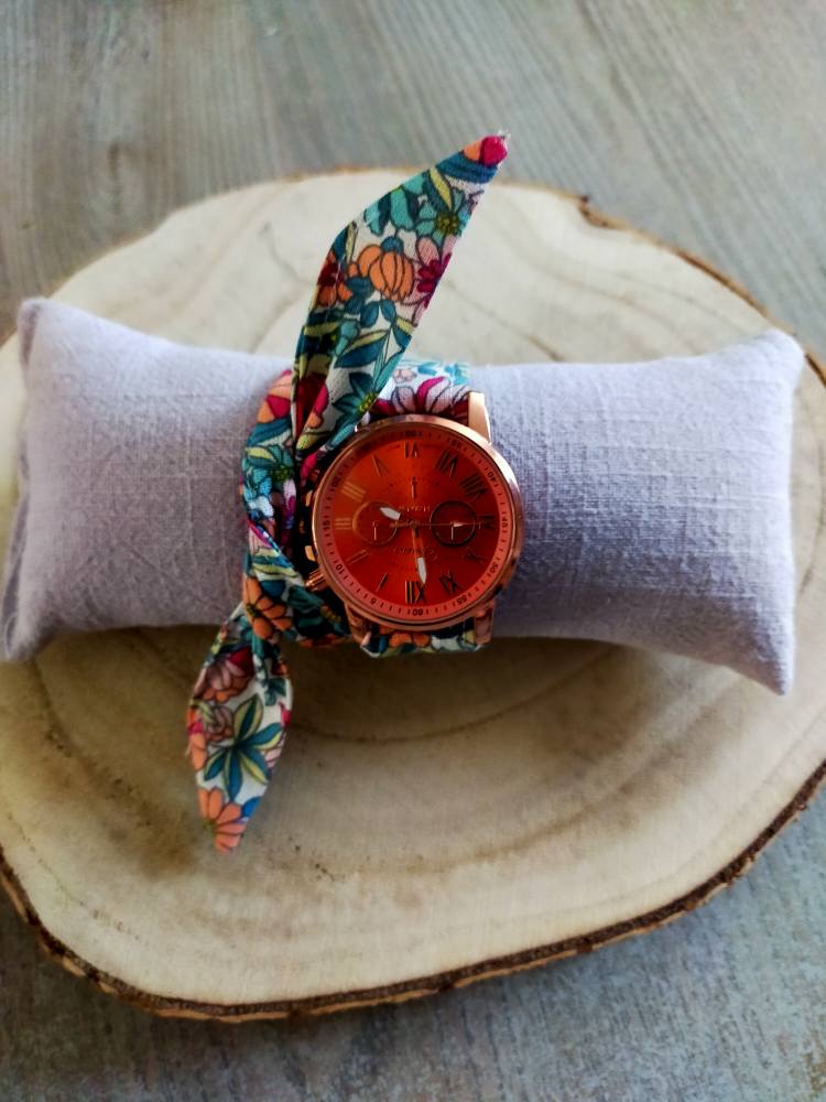 MONTRE BRACELET EN TISSU A NOUER