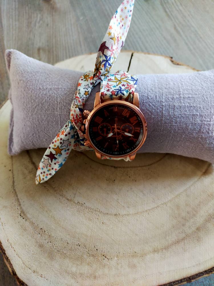 MONTRE BRACELET EN TISSU A NOUER