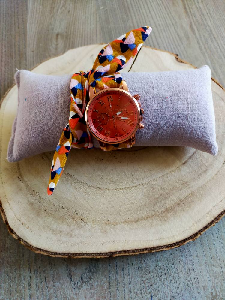 MONTRE BRACELET EN TISSU A NOUER