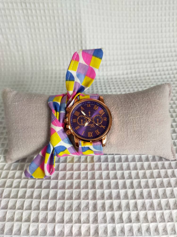 MONTRE BRACELET EN TISSU A NOUER