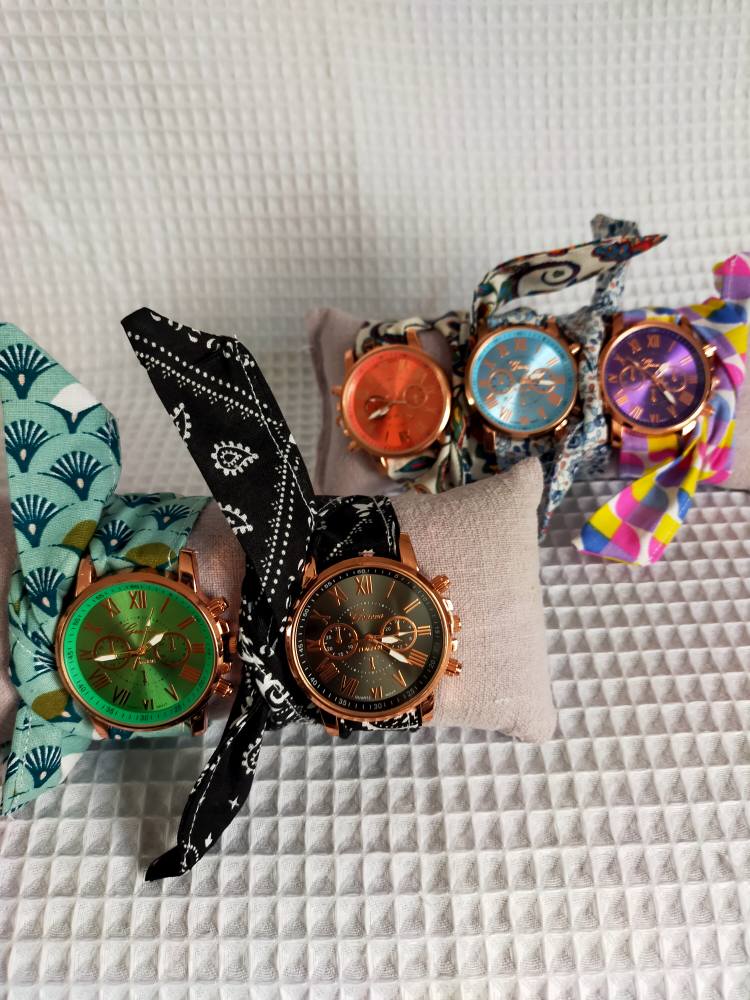 MONTRE BRACELET EN TISSU A NOUER